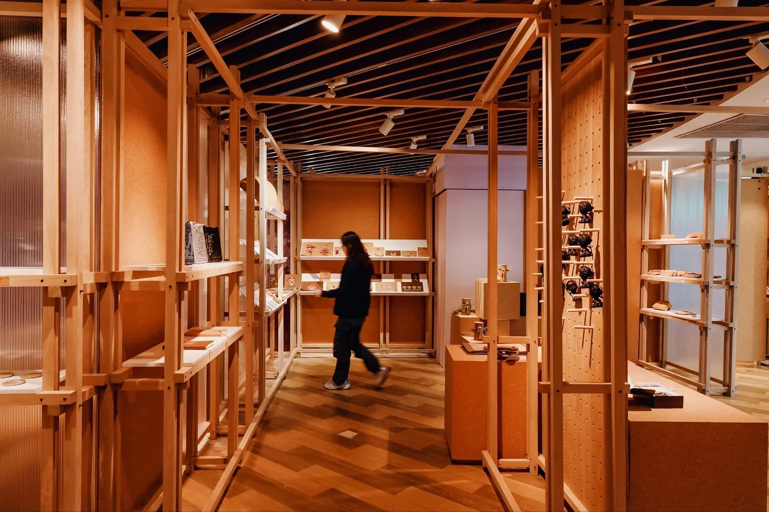 用十万马力去七十二变