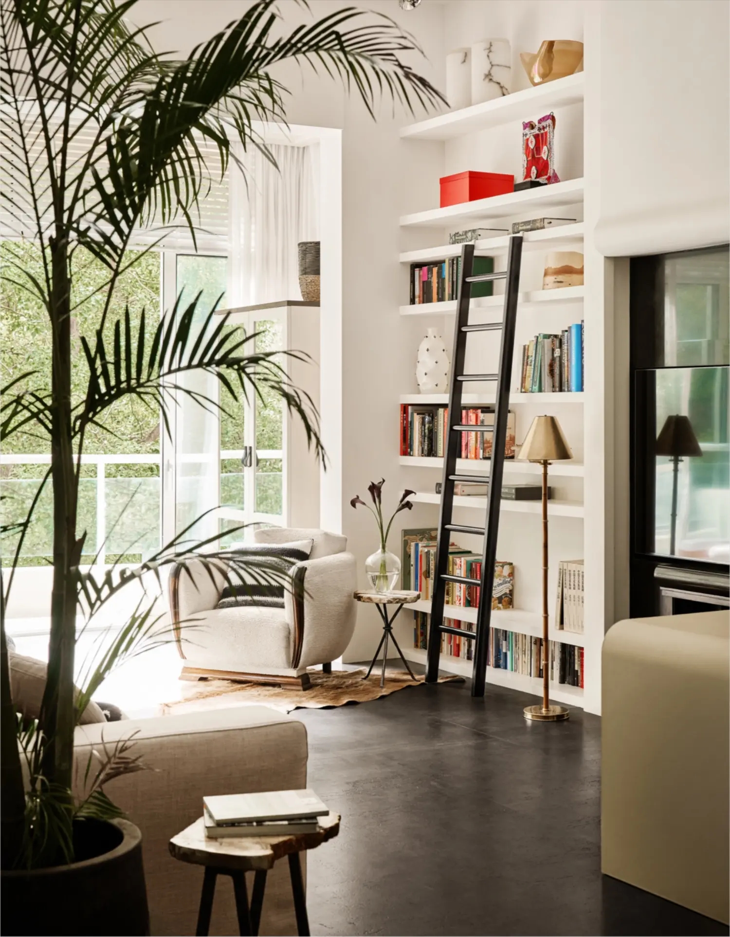 NEAL Designer Home Decoration